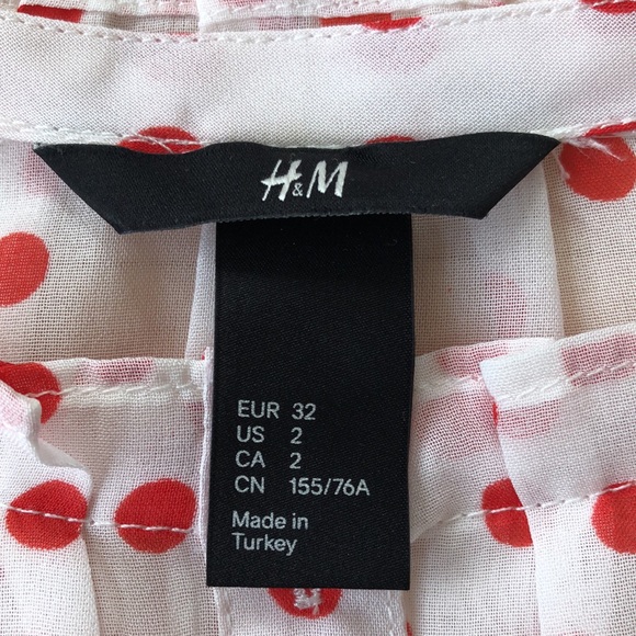 H&M polka dot blouse - Picture 2 of 5